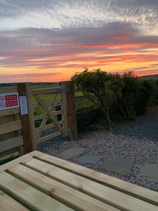 Bayview Cottage, Dunnetbay Accommodation サーソー エクステリア 写真